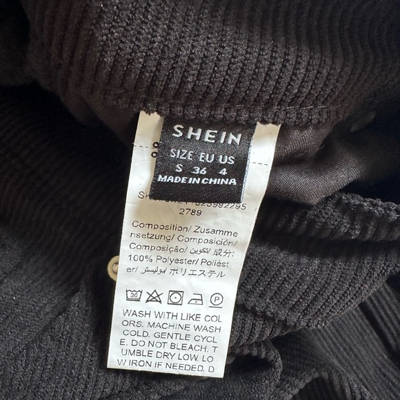 SHEIN EZwear High Waist Ribbed Slant Pocket
Cord Black Pants - Picture 8 of 8